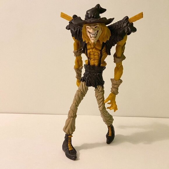 Vintage 1997 Batman Legends of the Dark Knight Twister Strike Scarecrow Figure - Picture 12 of 15
